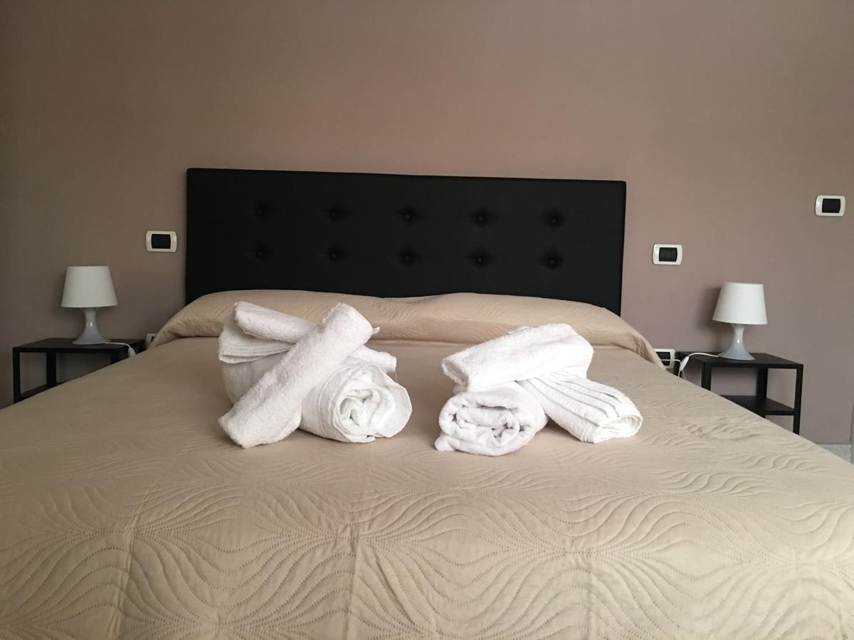 La Corte Del Re Borbone Bed & Breakfast Caserta Luaran gambar